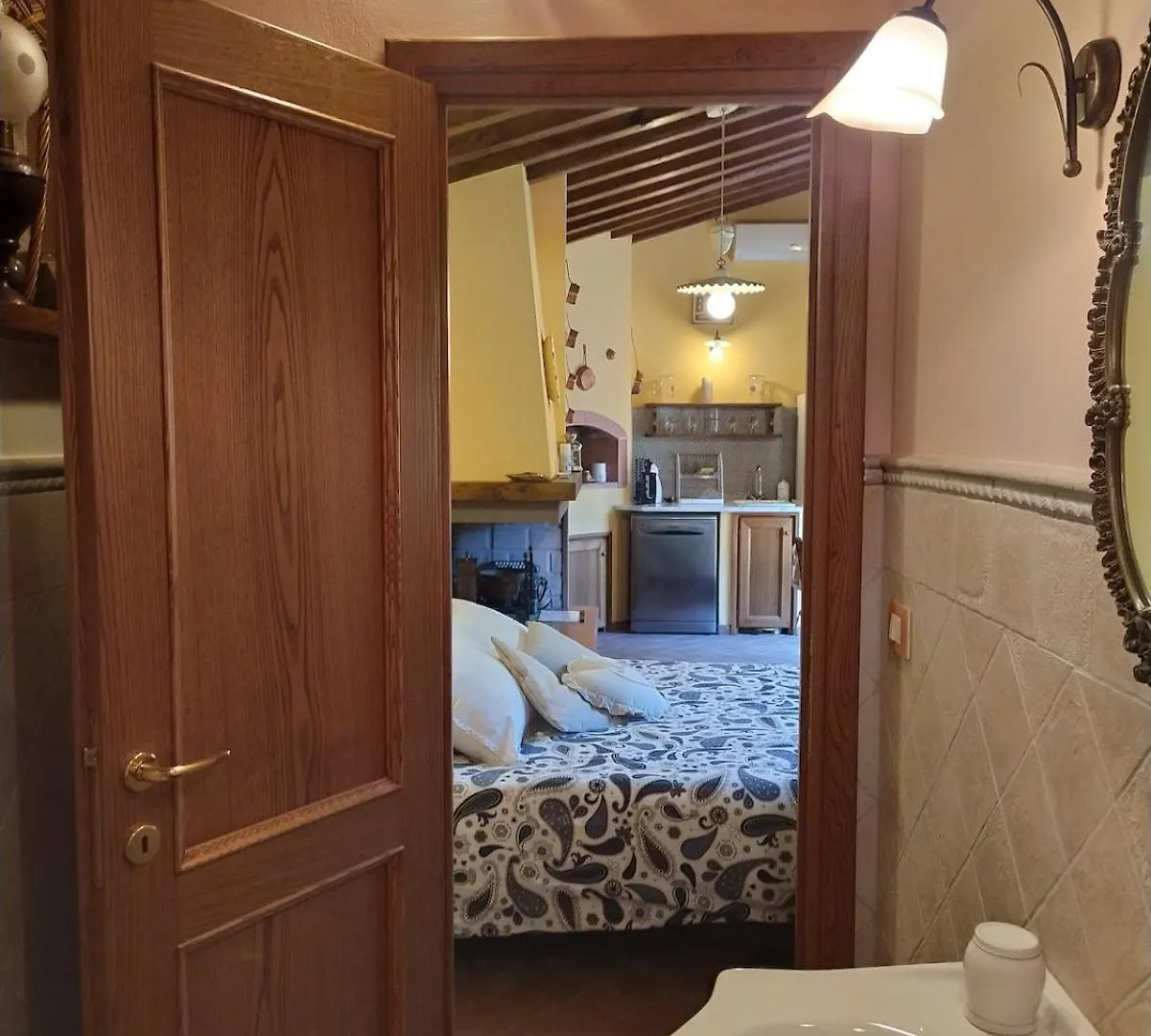 Wonderful Rustic Cottage With Garden-Only Adults Pistoia Holiday home