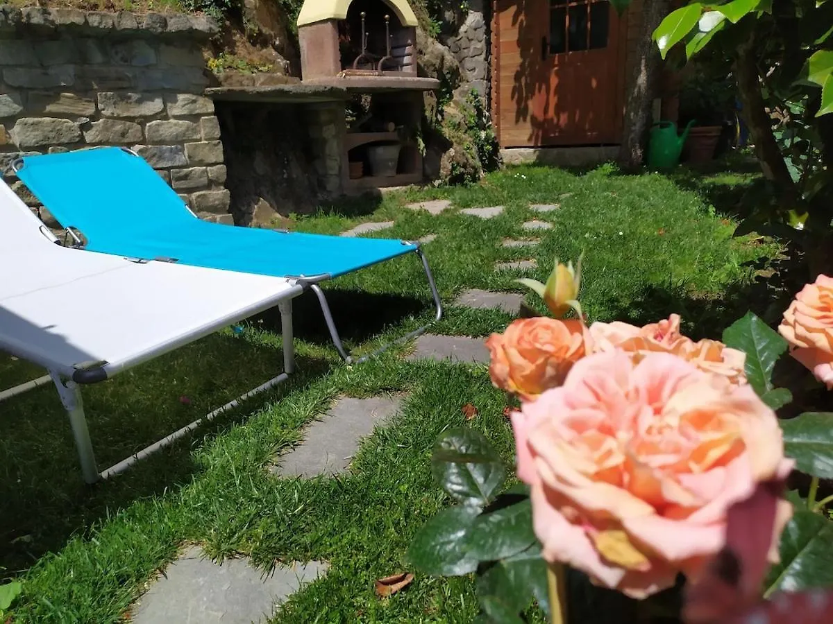 Wonderful Rustic Cottage With Garden-Only Adults Pistoia