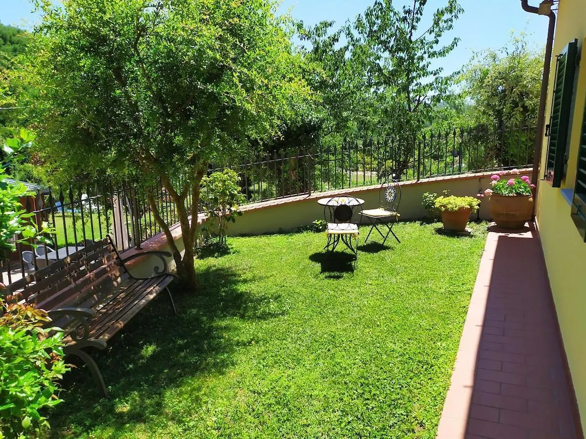 Wonderful Rustic Cottage With Garden-Only Adults Pistoia