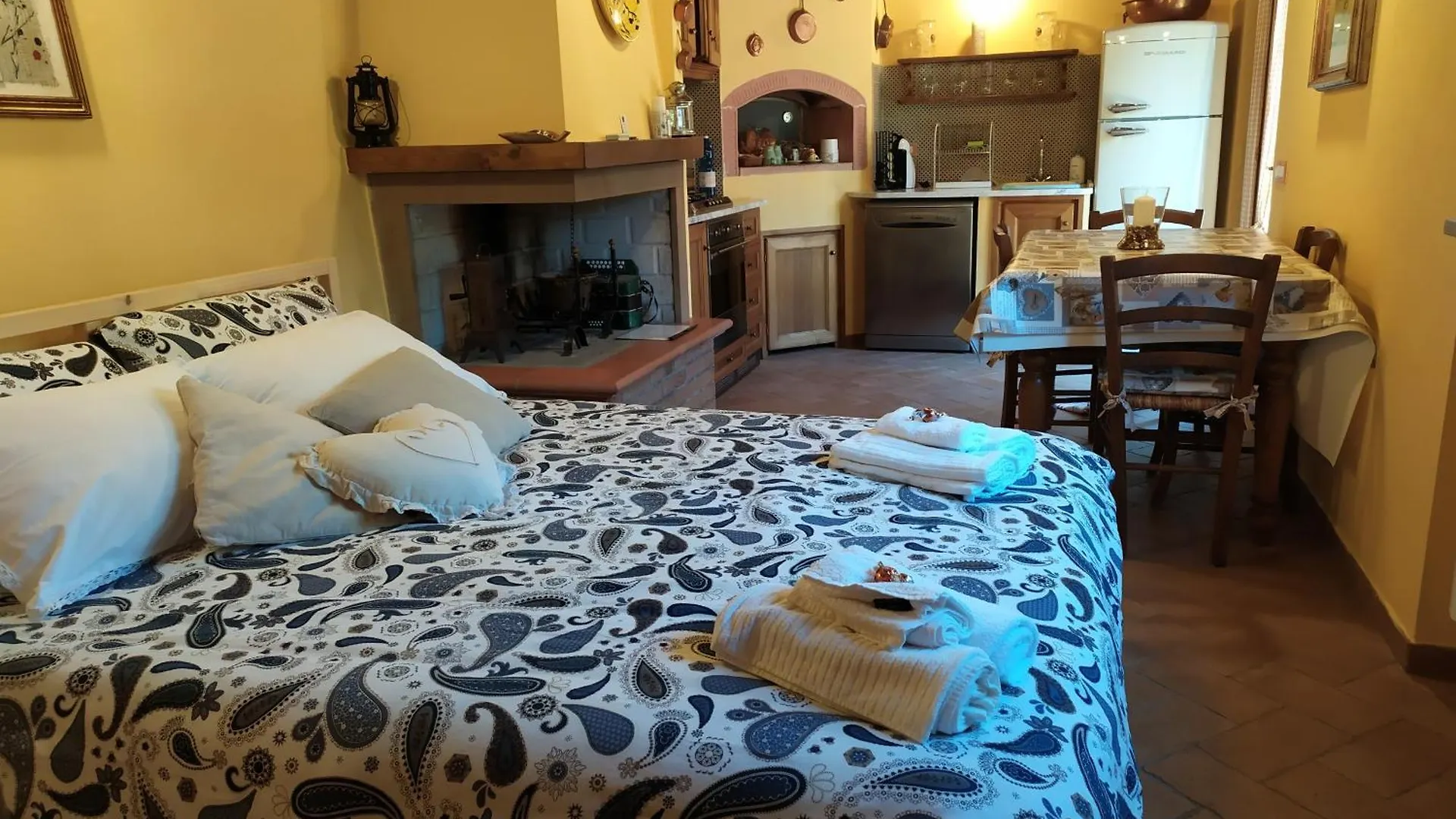 Wonderful Rustic Cottage With Garden-Only Adults Pistoia Holiday home